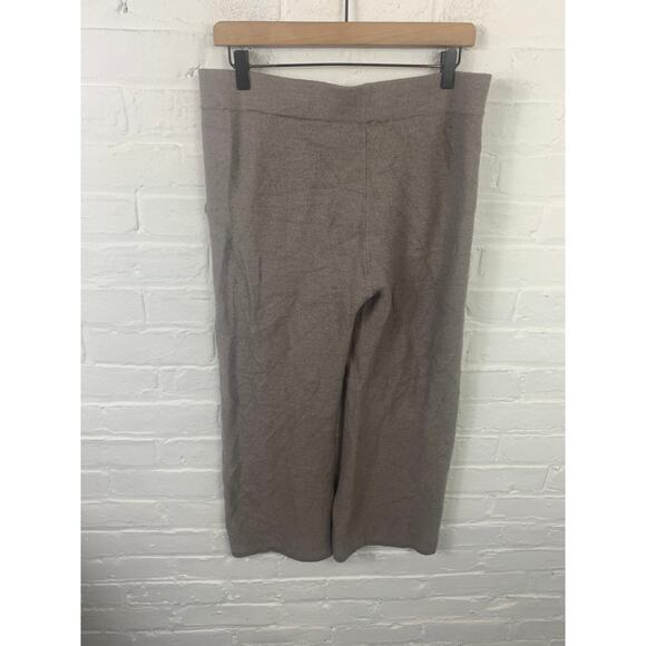 The Reset R Label Women's Pull-On Stretch Wool Capri Pants Beige Size Large - Picture 3 of 5